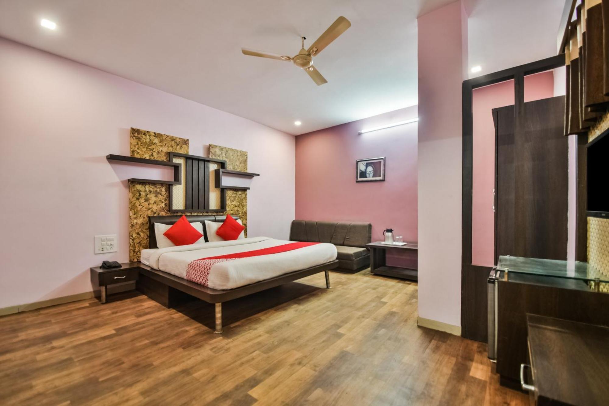 Oyo Hotel Ajanta Hamirgarh Exterior foto